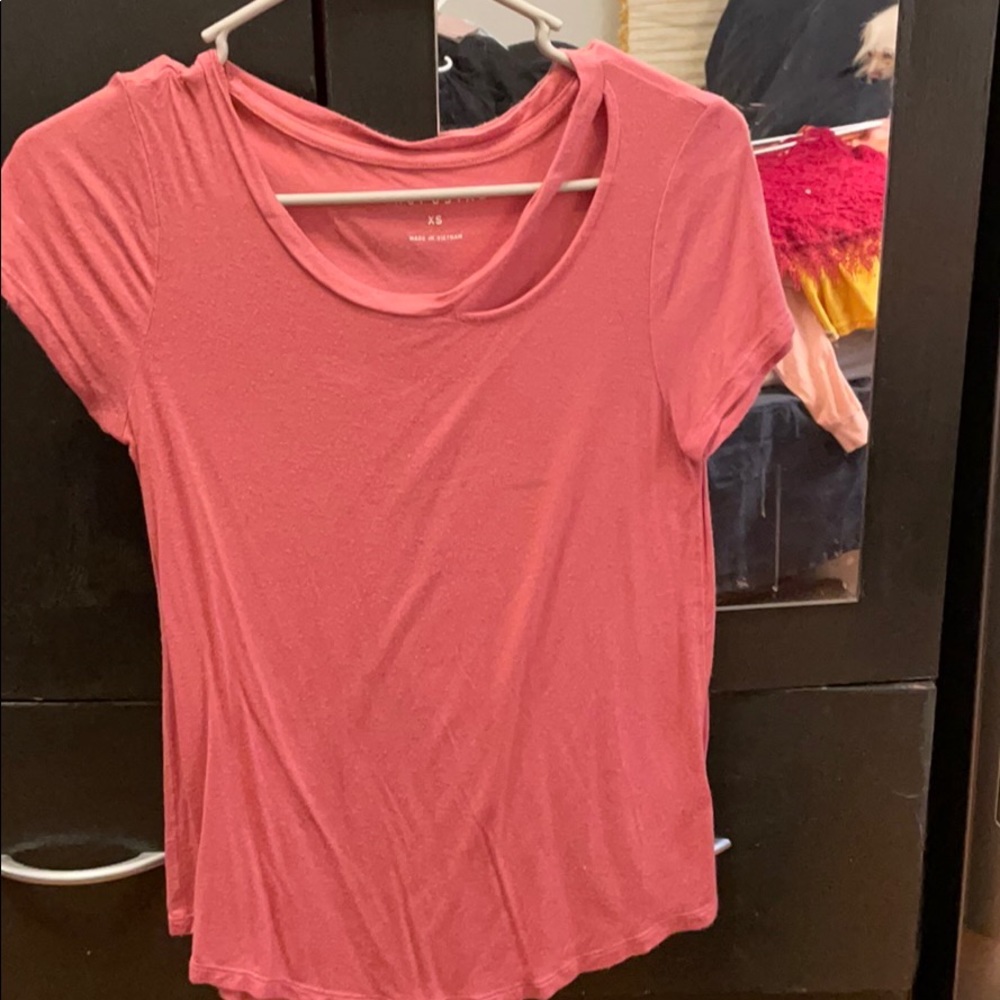 T shirt with split at top